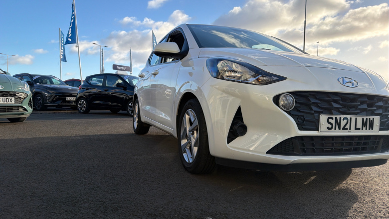 Hyundai i10 1.0 MPi SE Connect 5dr Petrol Hatchback